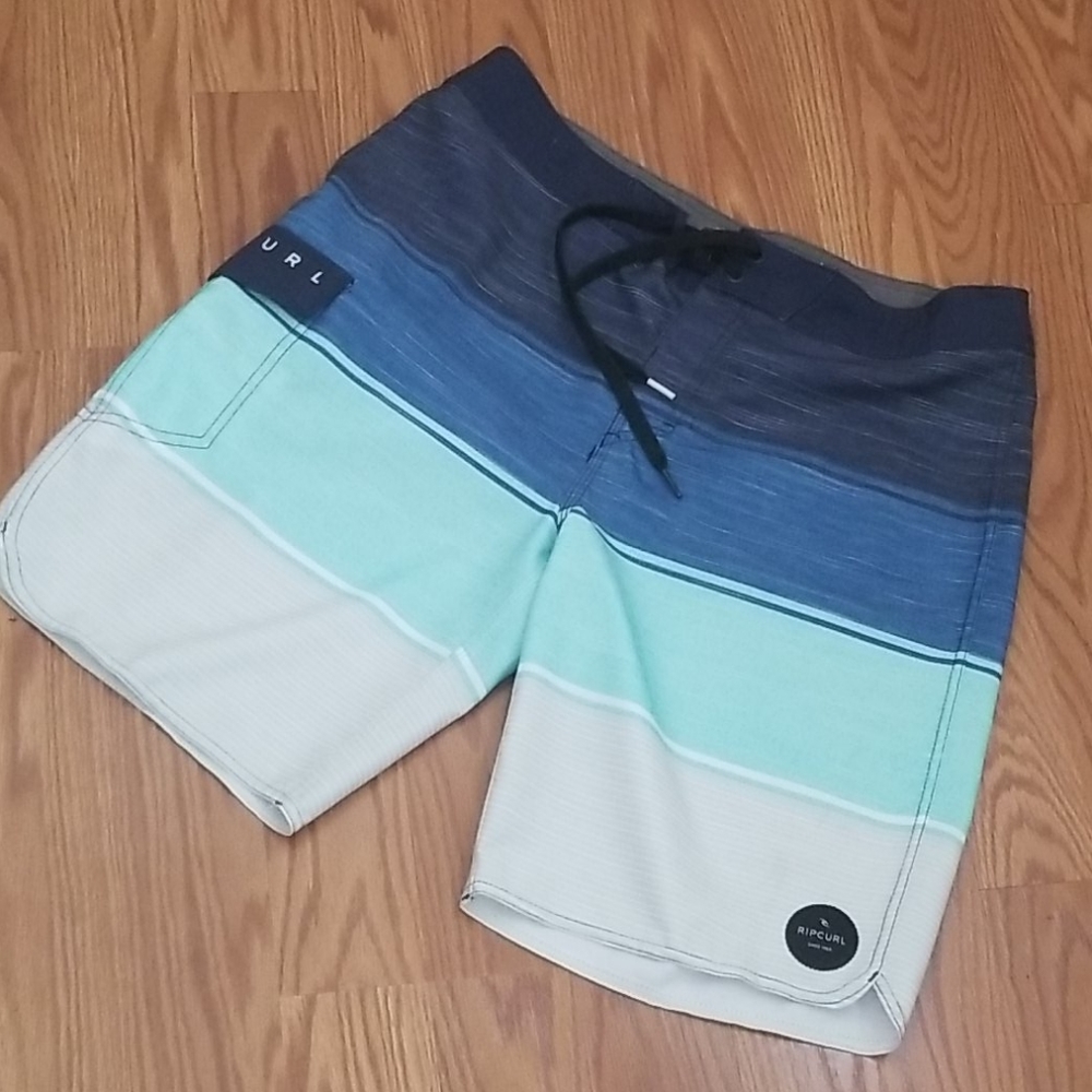 RIP curl broadshorts‎ 30